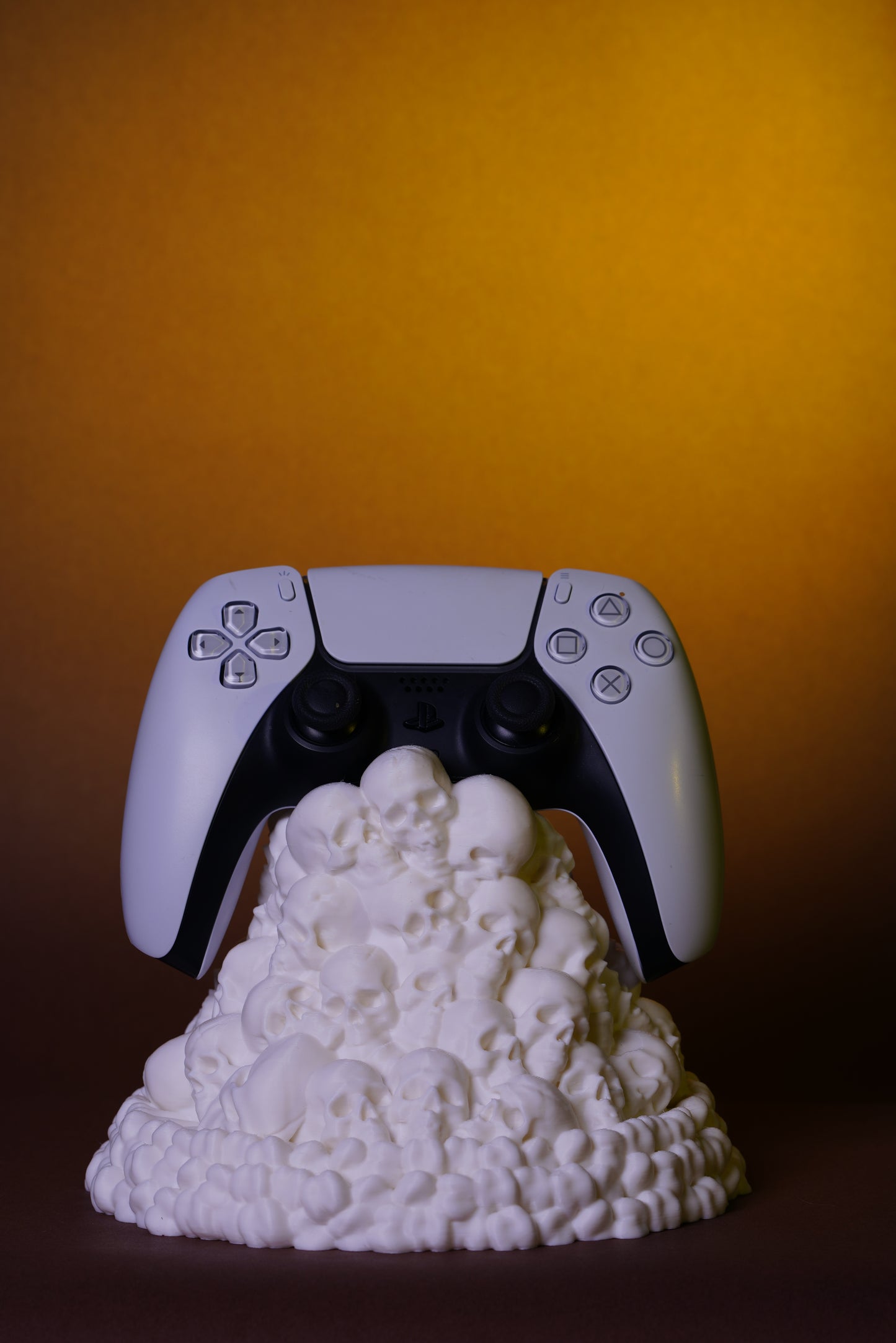 Controller Stand: Fate of the Fallen